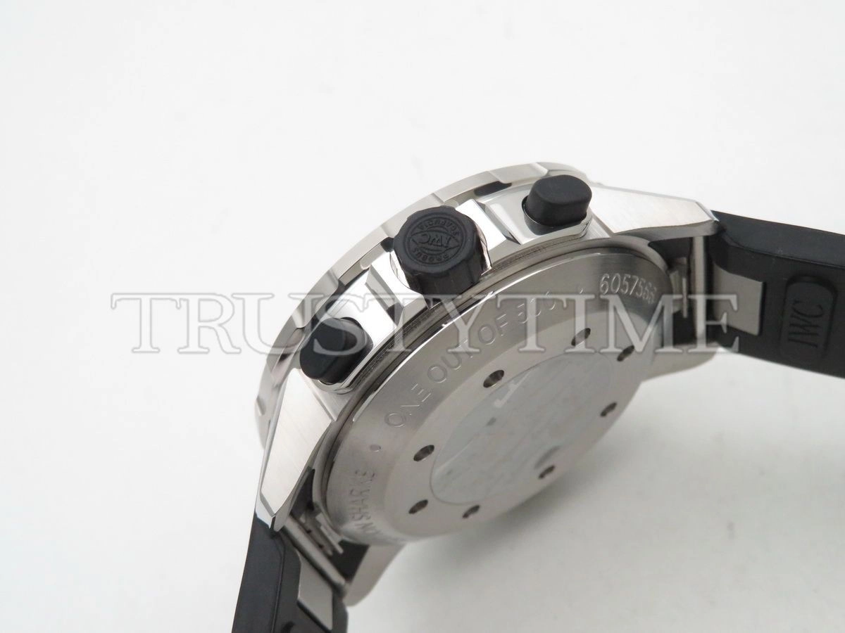 Копия часов IWC Aquatimer Chronograph Edition Sharks 44mm IW379506