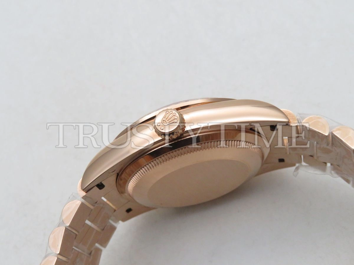 Копия часов Rolex Day-Date 36mm 128345RBR-0030