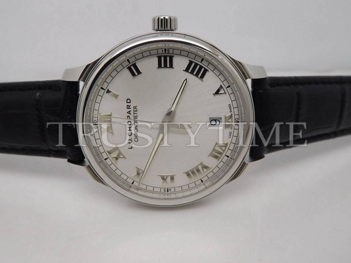 Копия часов Chopard L.U.C 1937 42mm 68558-3001