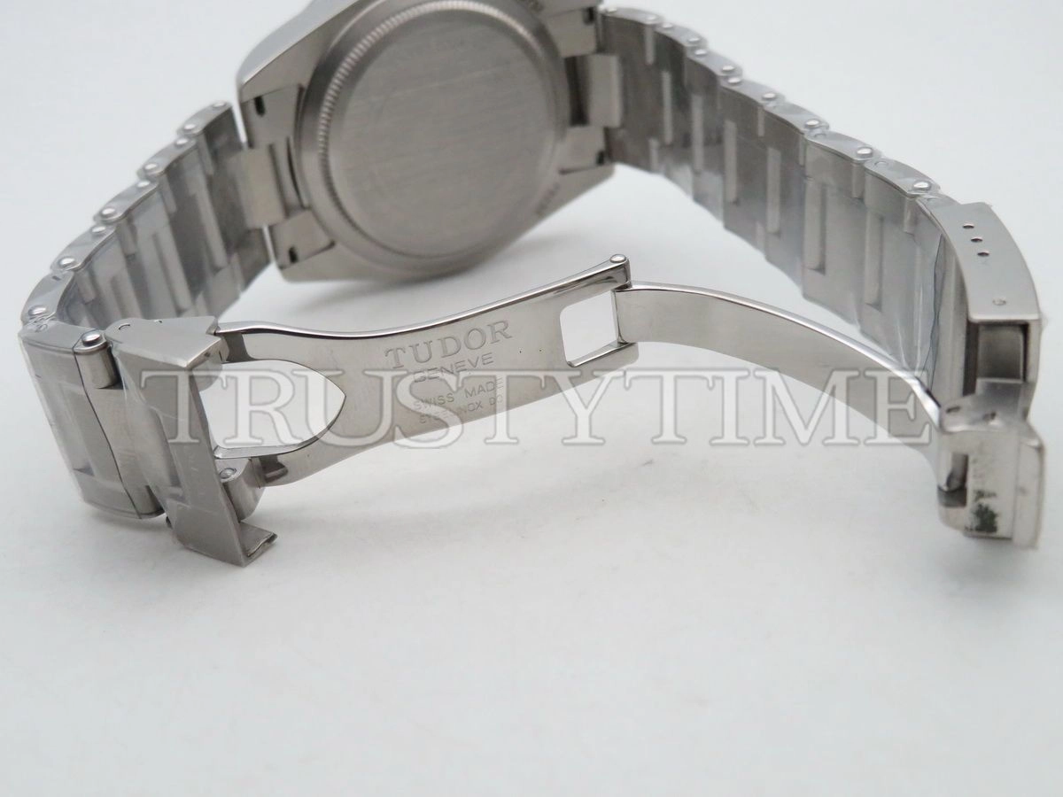 Копия часов Tudor Heritage Black Bay 41mm M79230N-0009