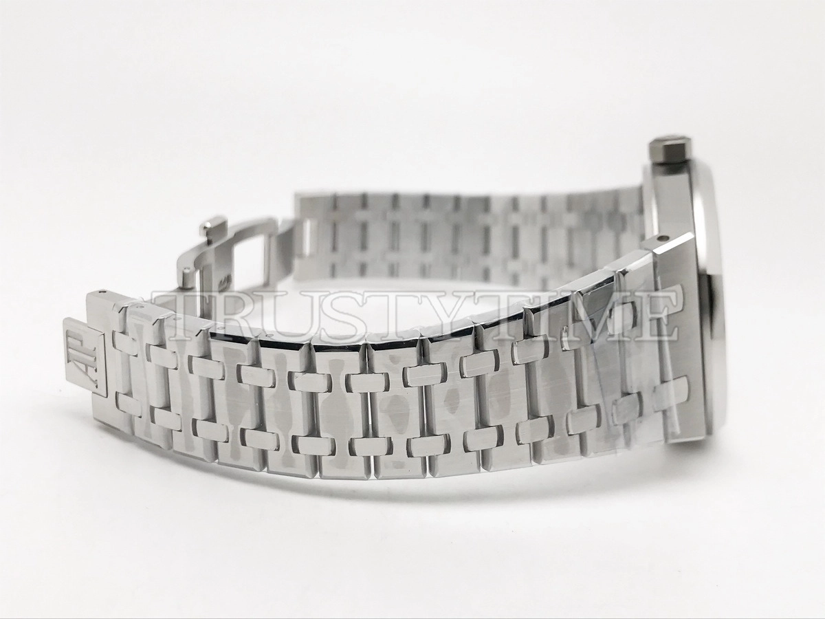 Копия часов Audemars Piguet Royal Oak Double Balance Wheel 15407ST.OO.1220ST.01