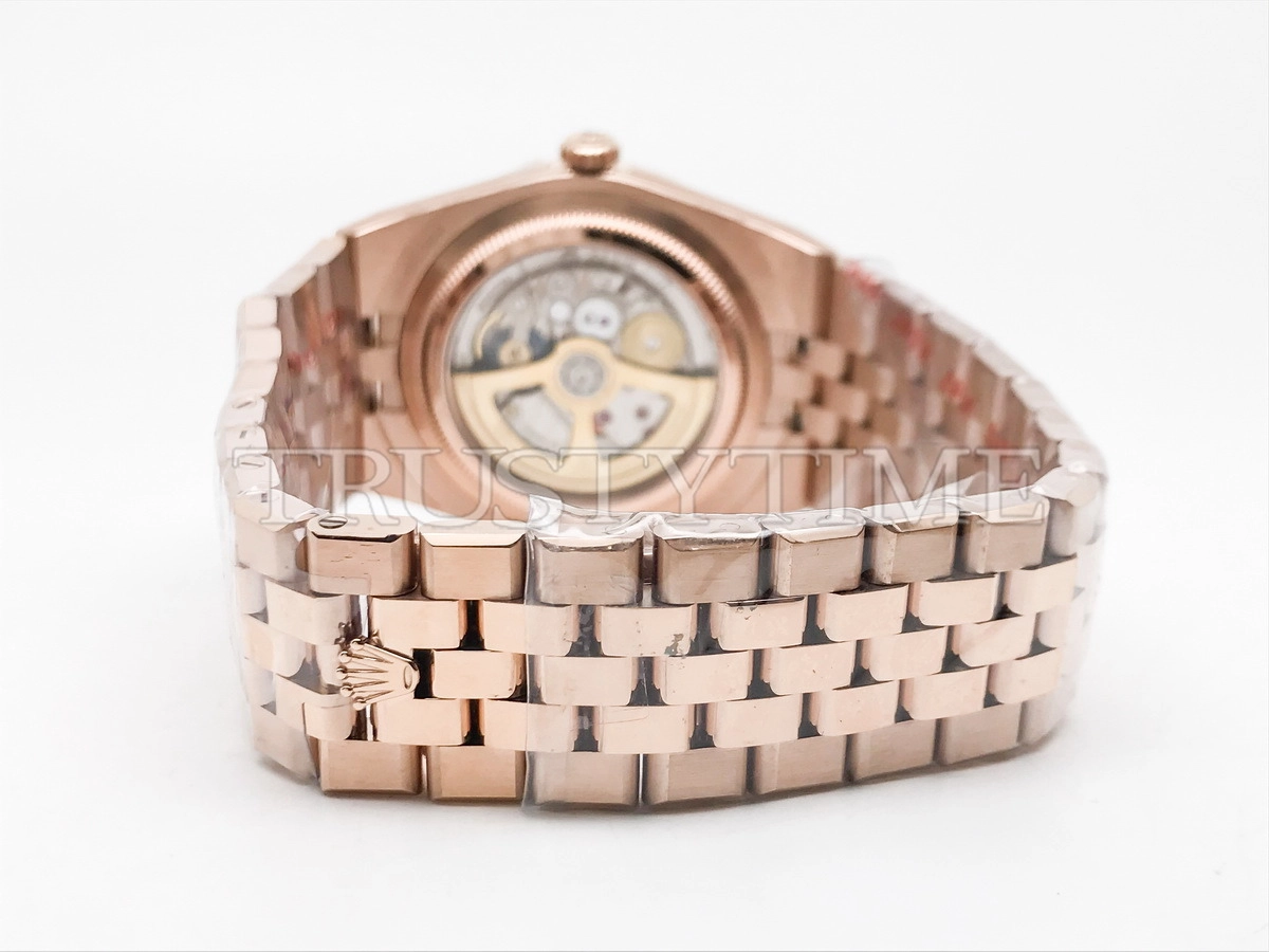 Копия часов Rolex Land-Dweller 40mm 127385TBR-0003