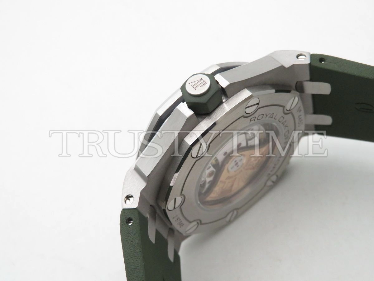 Копия часов Audemars Piguet Royal Oak Offshore Diver 15710ST.OO.A052CA.01