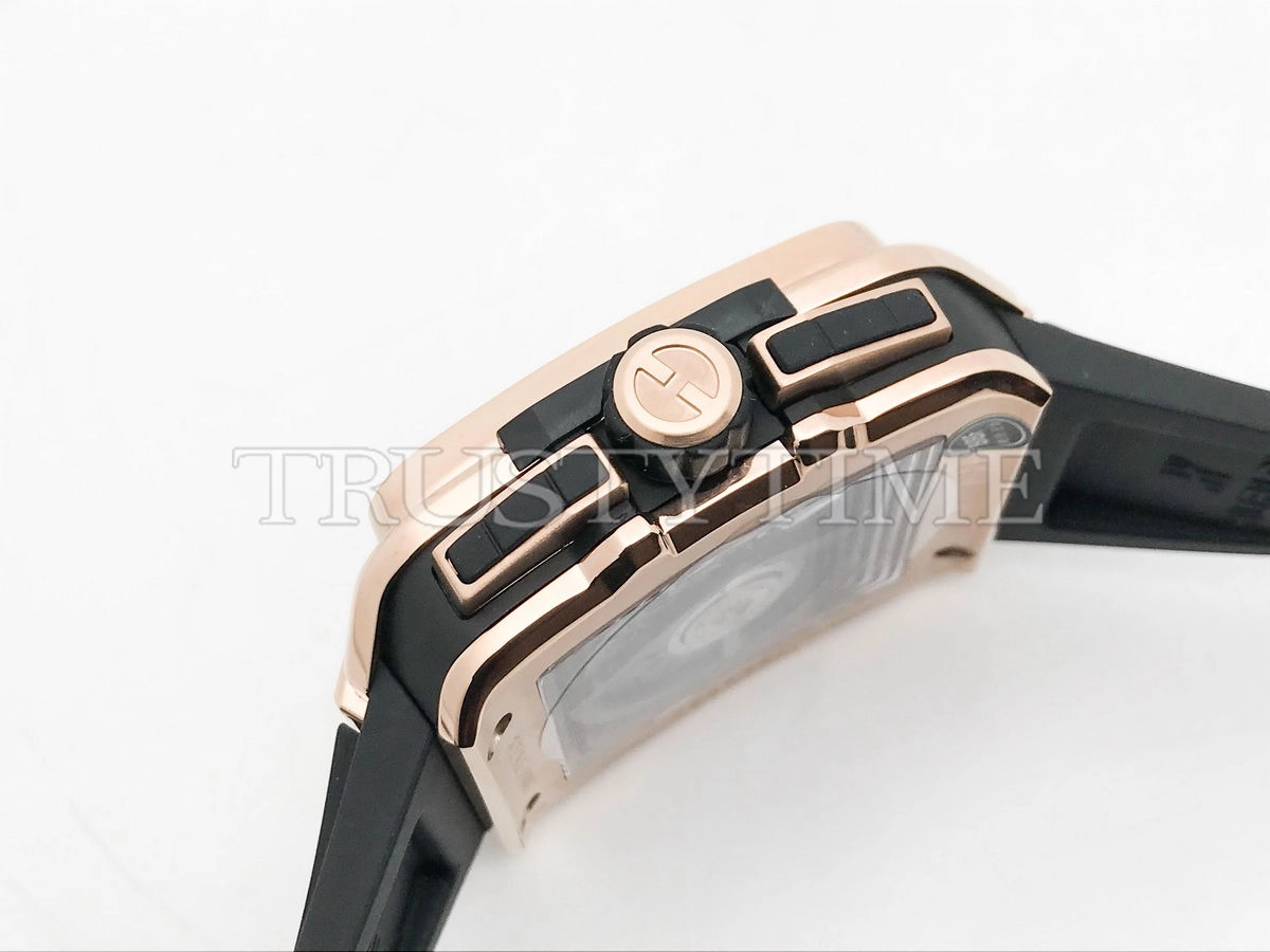 Копия часов Hublot Square Bang Unico King Gold 821.OX.0180.RX