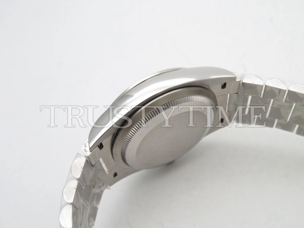Копия часов Rolex Day-Date 36mm 128349RBR-0001
