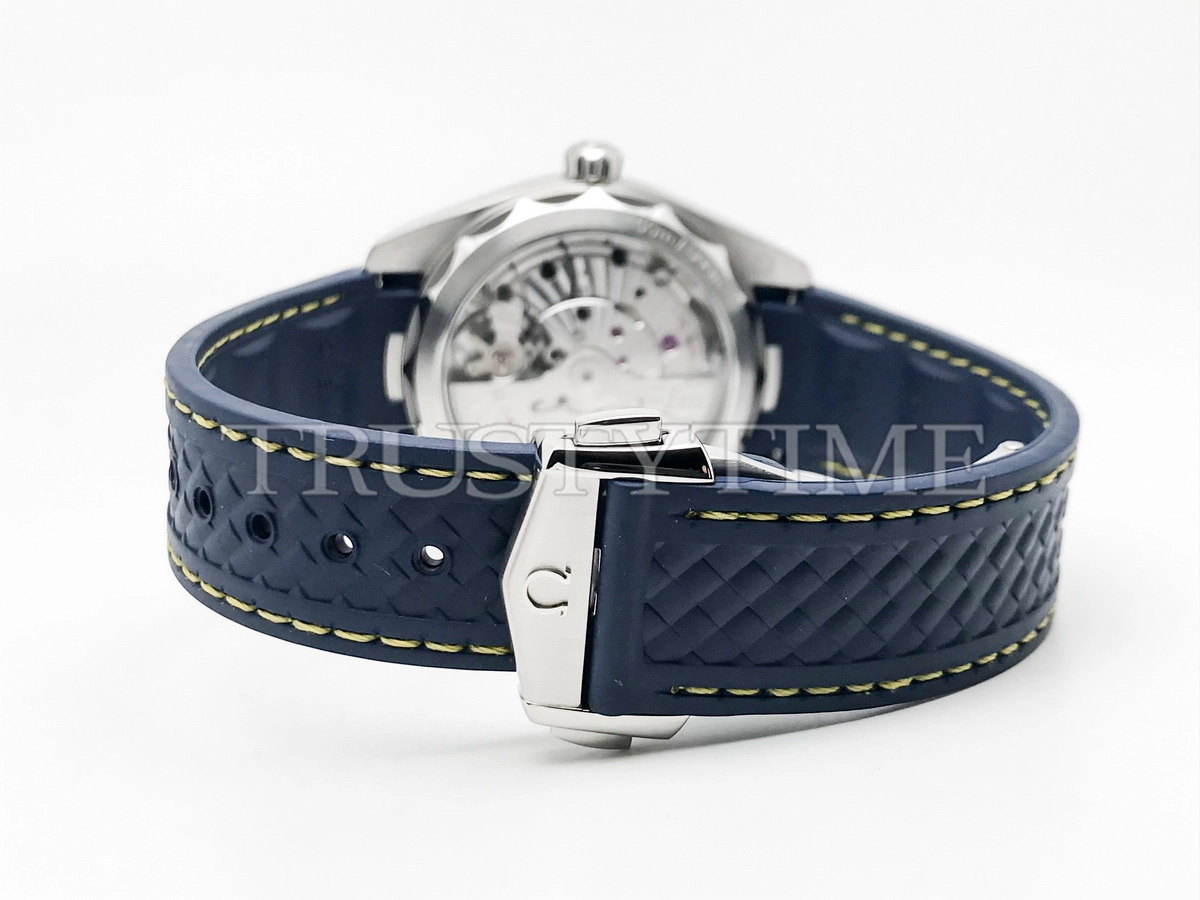 Копия часов Omega Seamaster Aqua Terra 150 m Co-axial Master Chronometer 41mm 220.12.41.21.03.008