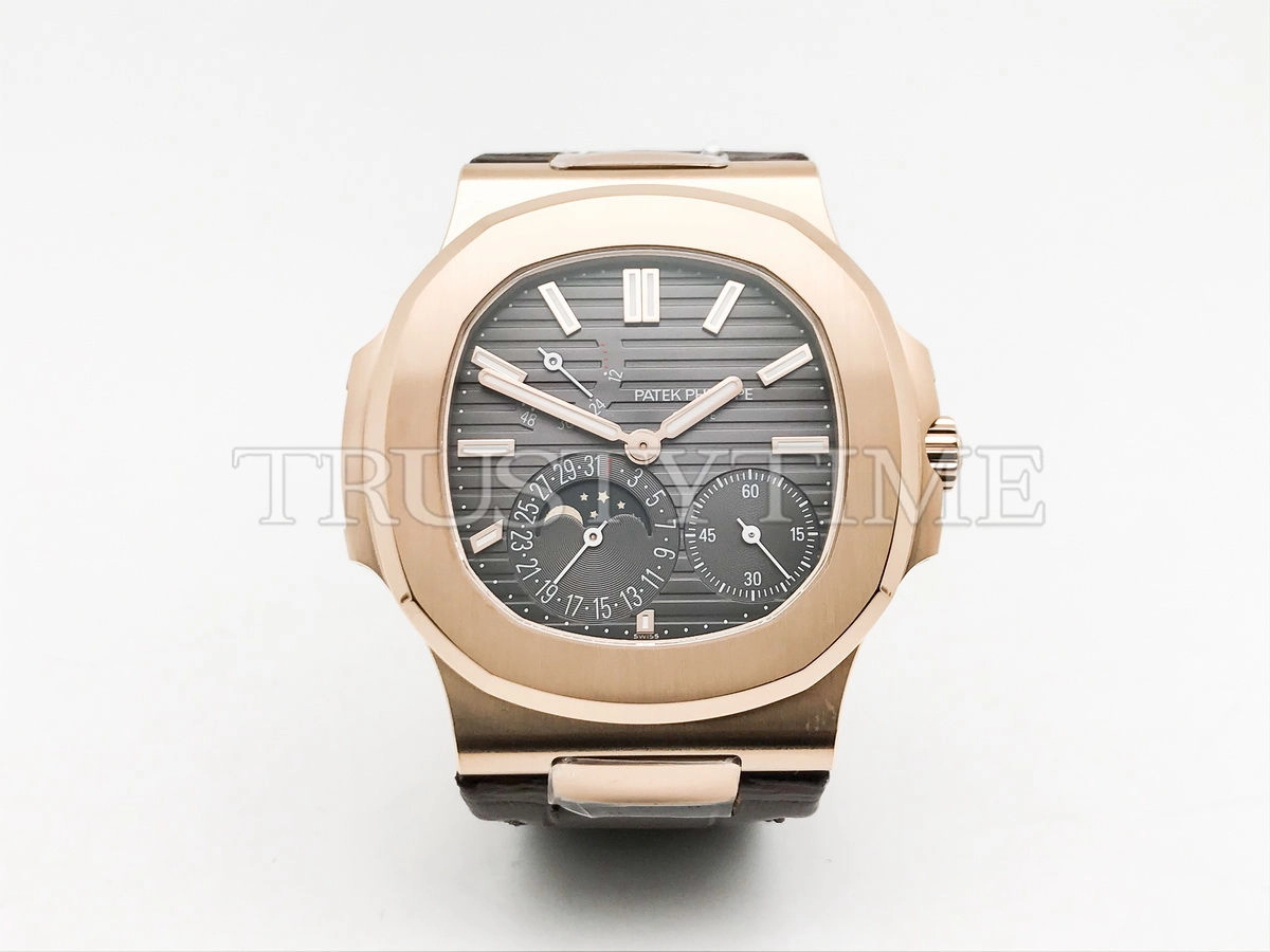 Копия часов Patek Philippe Nautilus Power Reserve Moonphase 40mm 5712R-001