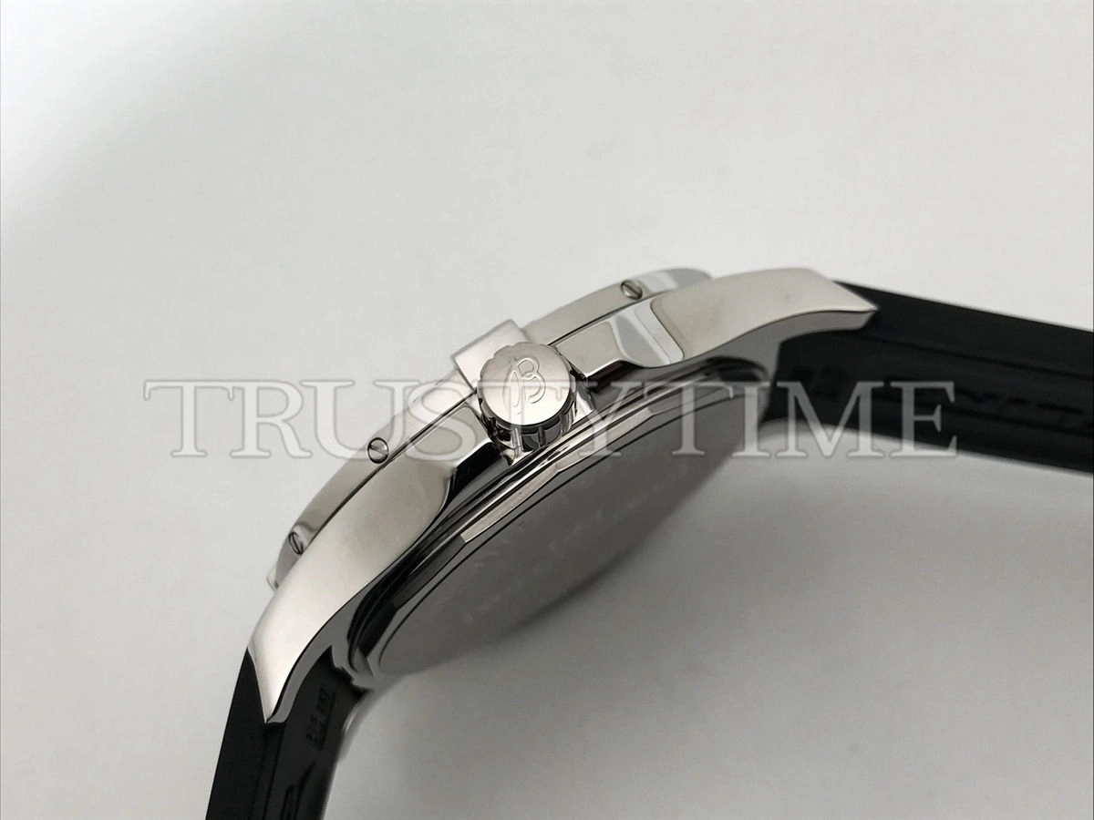 Копия часов Breitling Colt Automatic Volcano 44 A1738811.BD44.152S