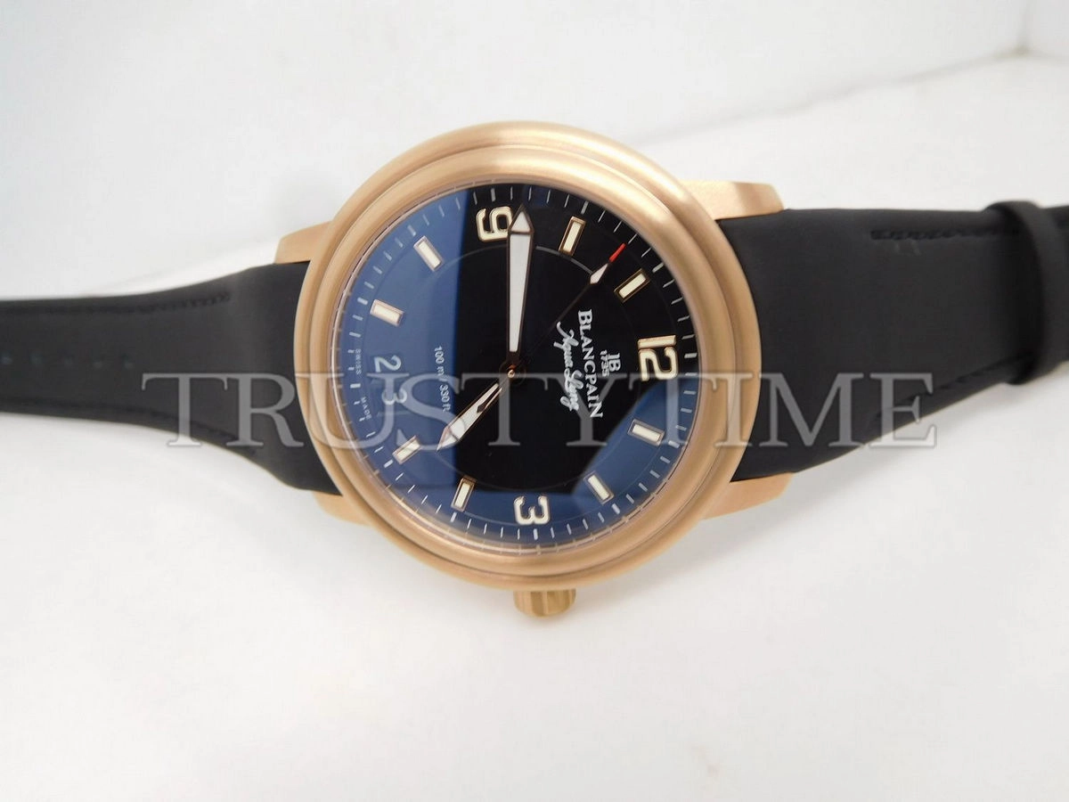 Копия часов Blancpain Leman Aqua Lung Grande Date 2850B-3630A-64B