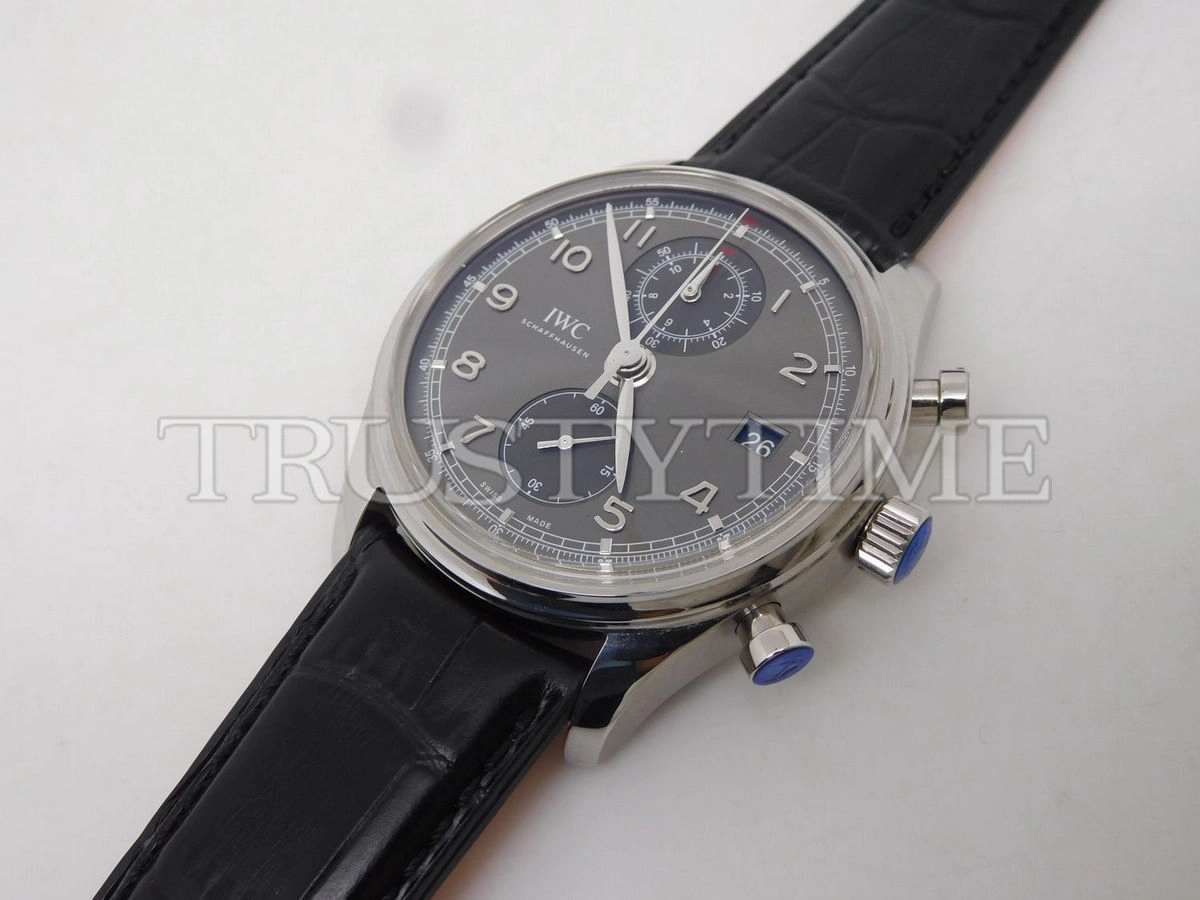 Копия часов IWC Portugieser Chronograph Classic 42mm IW390404