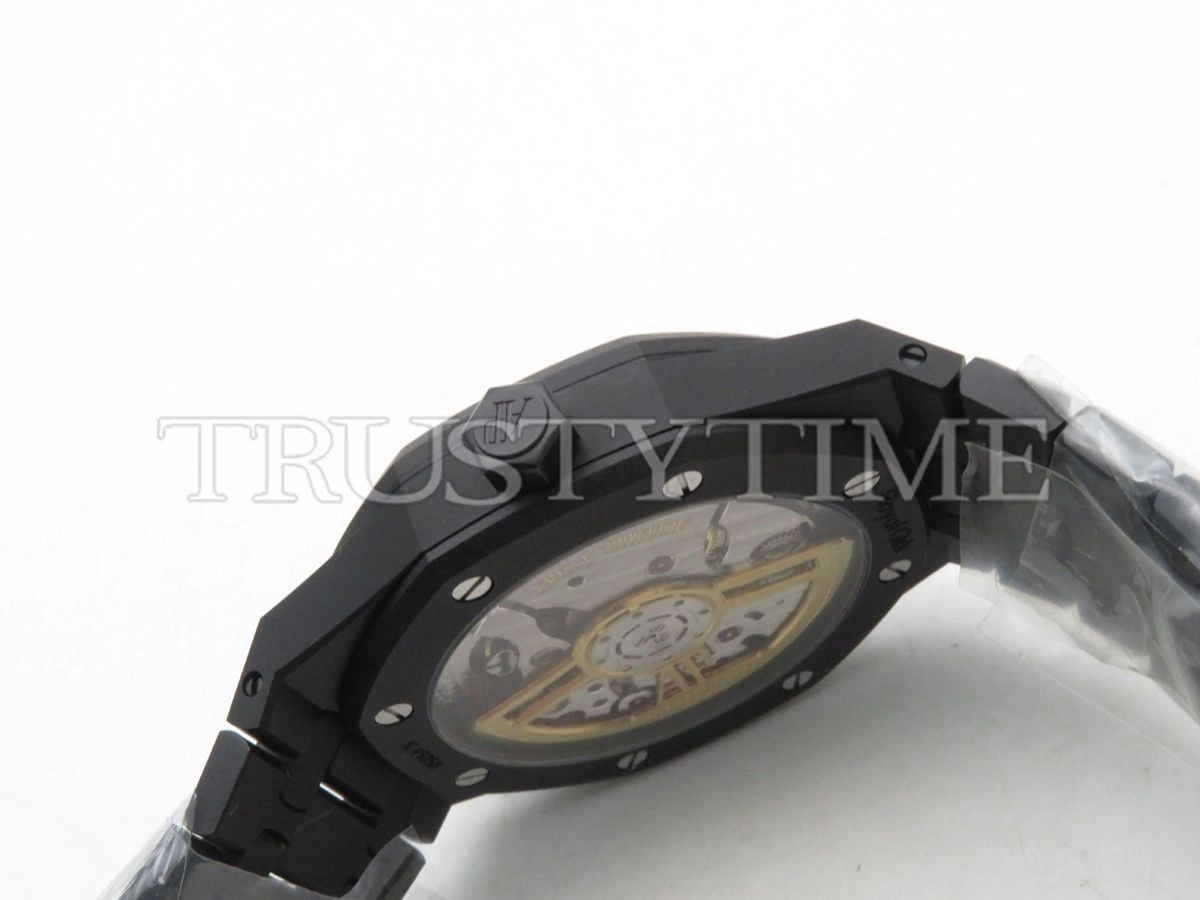 Копия часов Audemars Piguet Royal Oak Black Venom Custom 15500 White