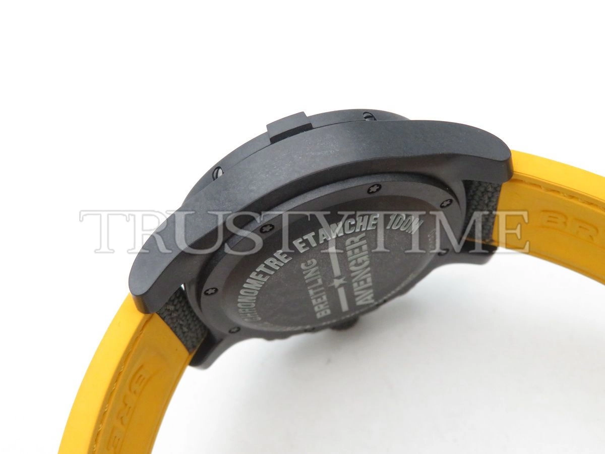Копия часов Breitling Avenger Hurricane 45 XB0180E41B1S1