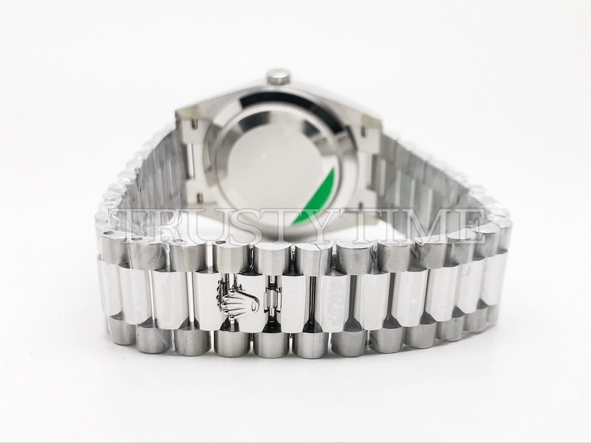 Копия часов Rolex Day-Date 40mm 228239-0046