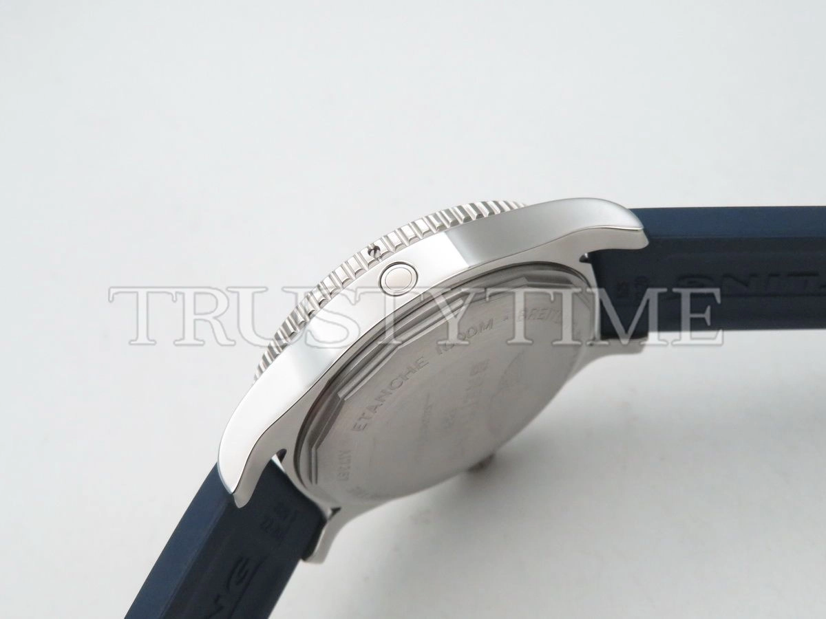 Копия часов Breitling Superocean Automatic 44 A17366D81A1S1