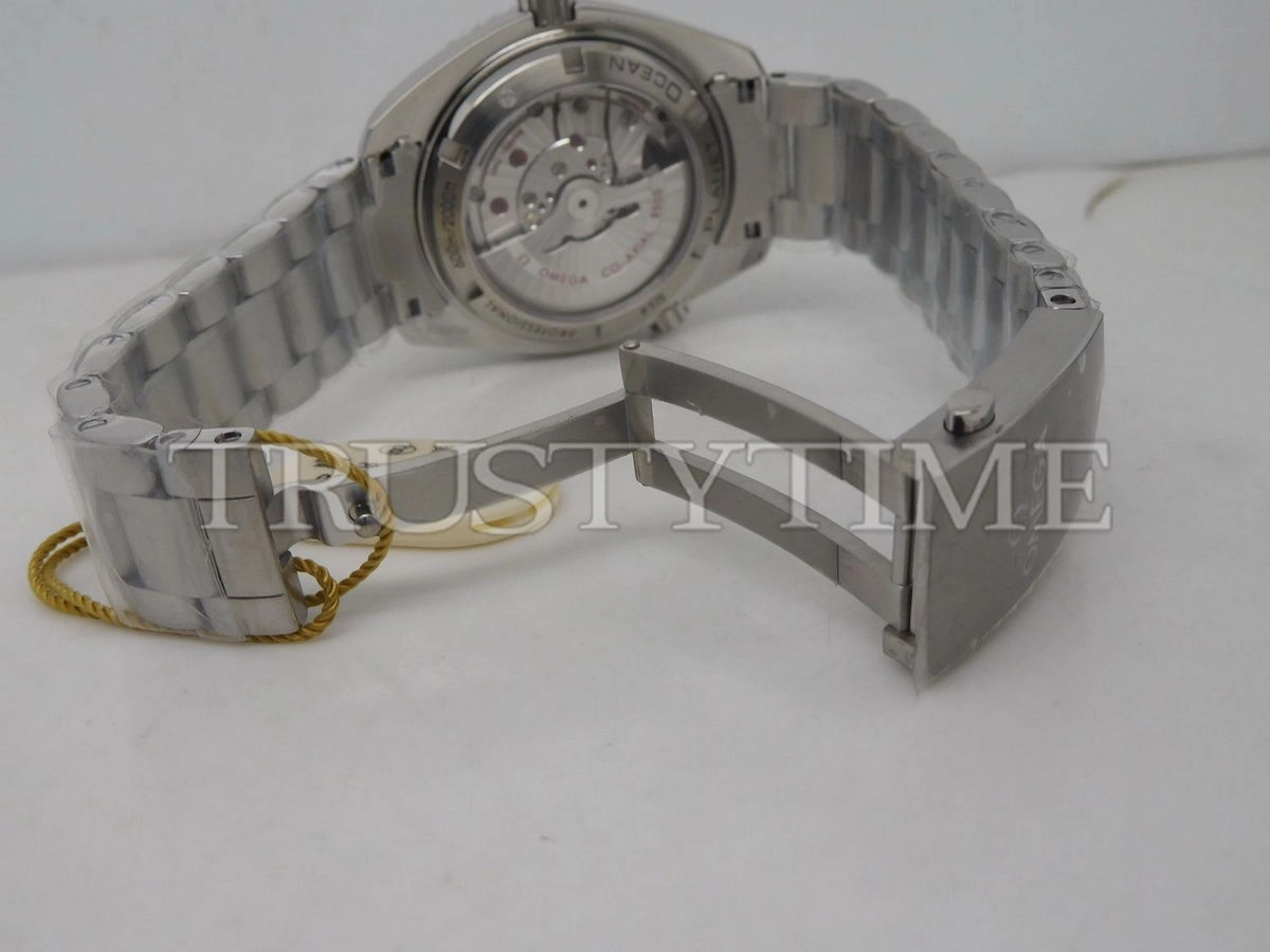 Копия часов Omega Seamaster Planet Ocean 600m Omega Co‑Axial 42 mm 232.30.42.21.01.003