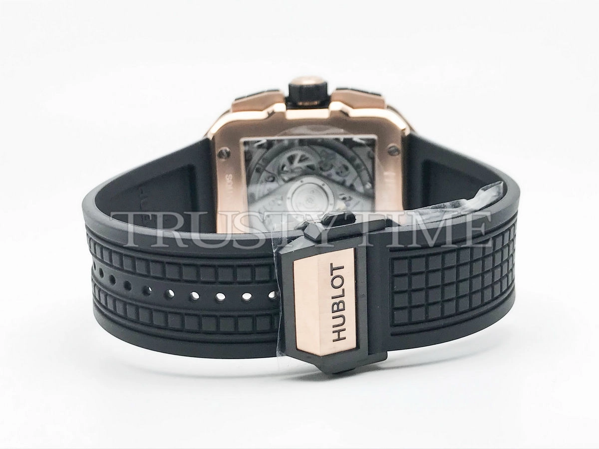 Копия часов Hublot Square Bang Unico King Gold Ceramic 821.OM.0180.RX