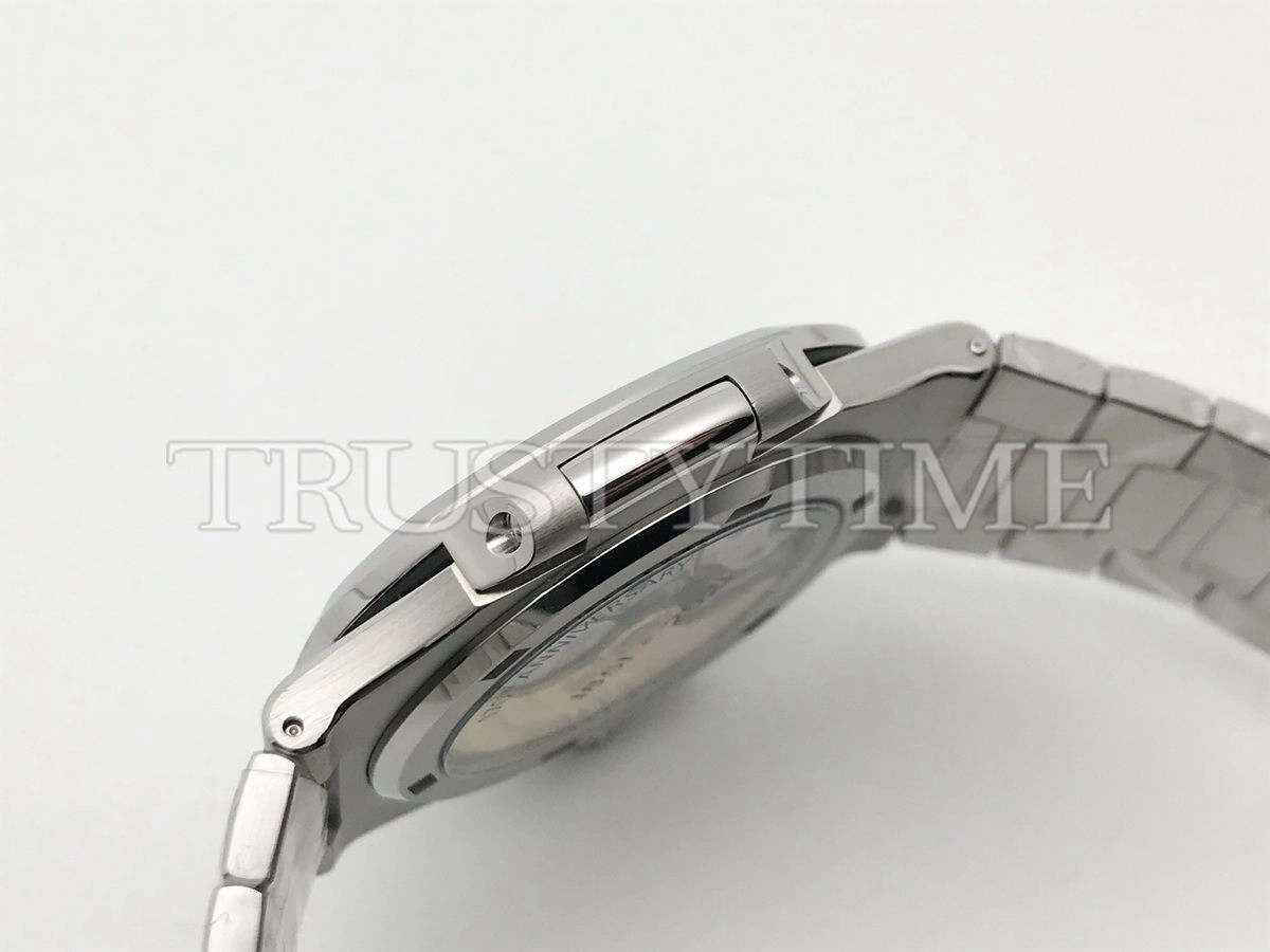 Копия часов Patek Philippe Nautilus Tiffany&Co 40mm 5711/1A-018