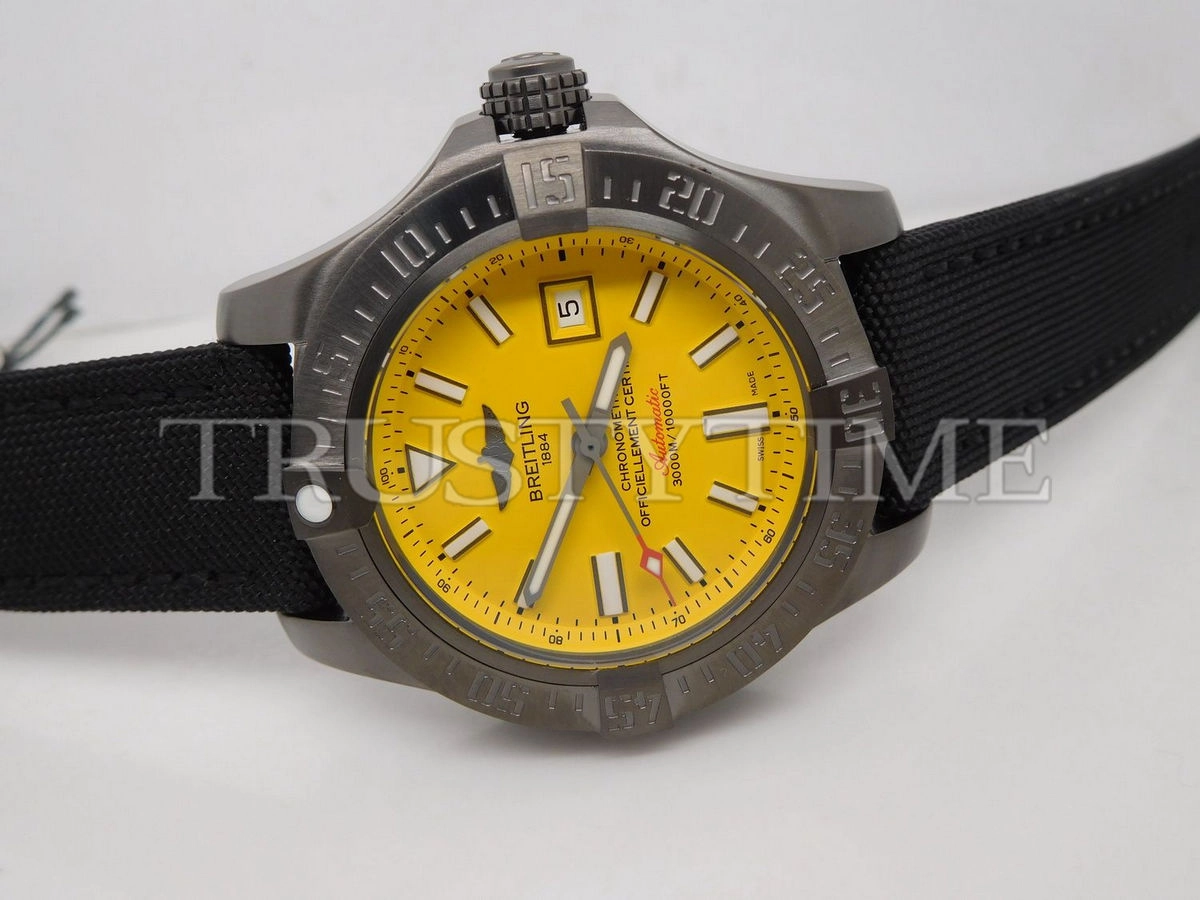 Копия часов Breitling Avenger Blackbird Limited Edition 45 V173104T|I524|100W|M20BASA.1