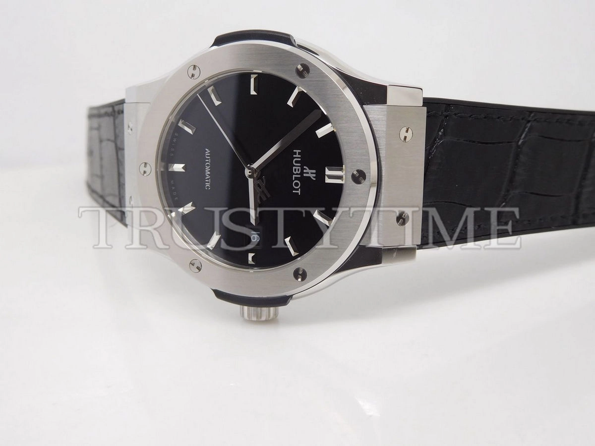 Копия часов Hublot Classic Fusion 42mm 542.NX.1171.LR