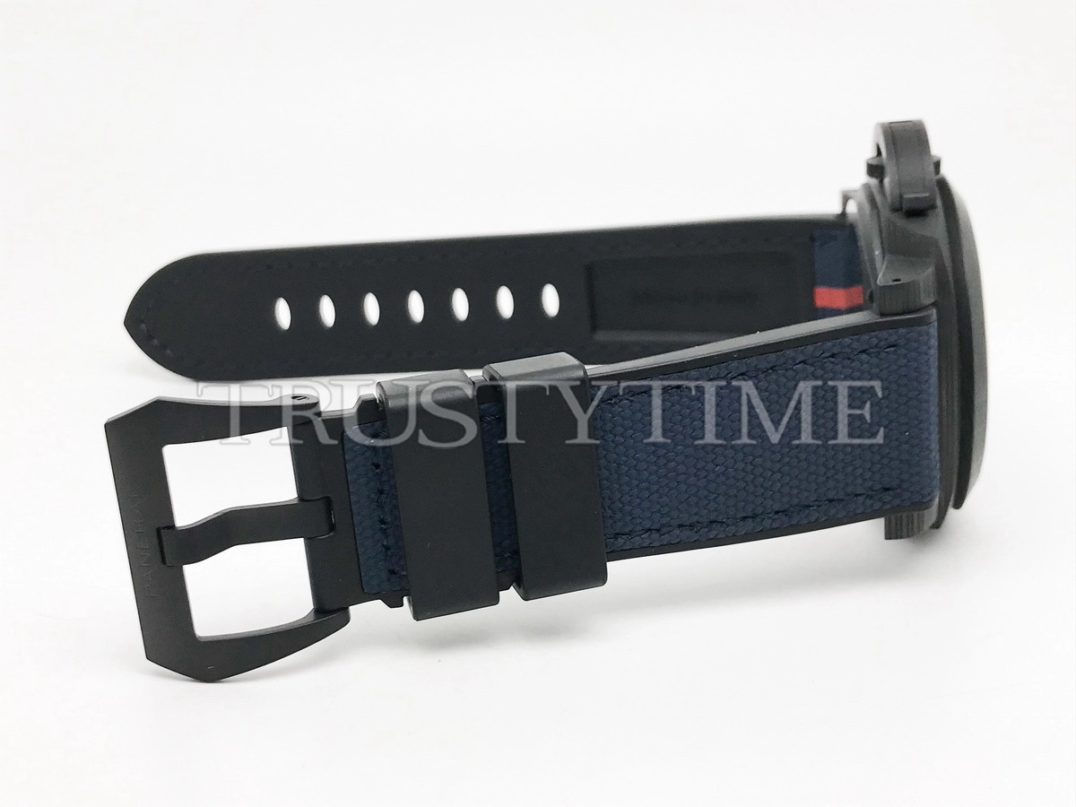 Копия часов Panerai Luminor Marina Carbotech™ Luna Rossa 44mm PAM01529