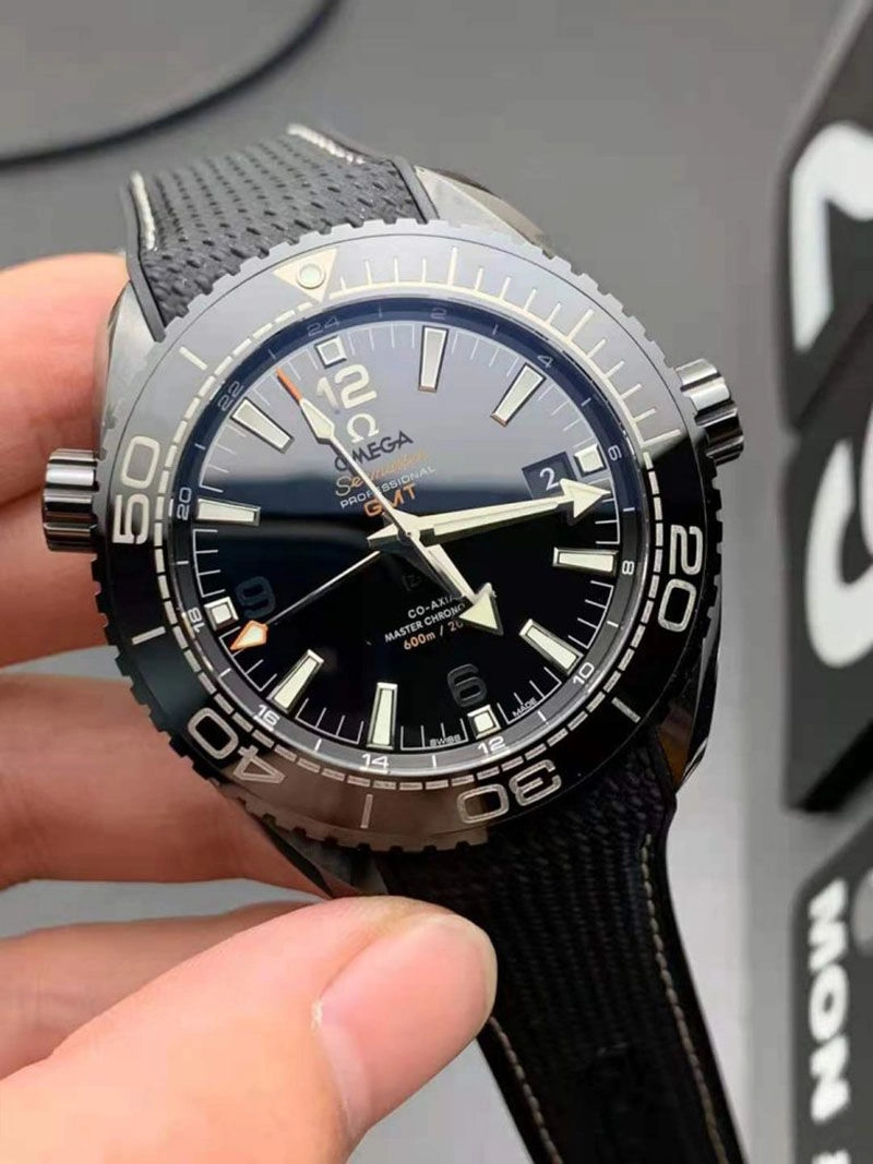 Копия часов Omega Planet Ocean 45,5 мм Deep Black