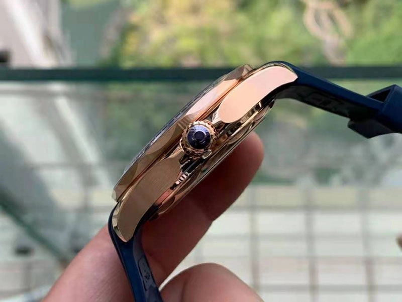 Копия часов Omega Seamaster Diver 300m Rose Gold Blue