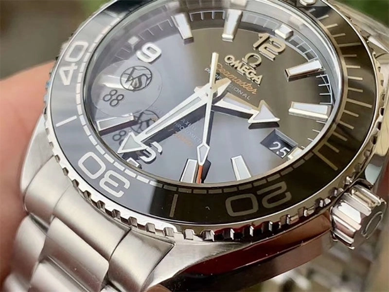 Копия часов Omega Planet Ocean 39,5 мм Black