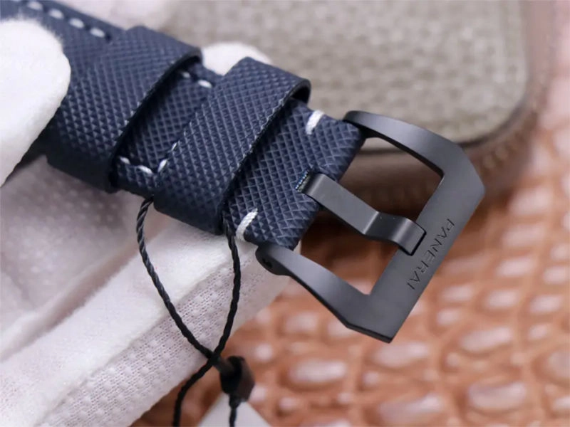 Реплика Panerai PAM 1663 Титановый корпус