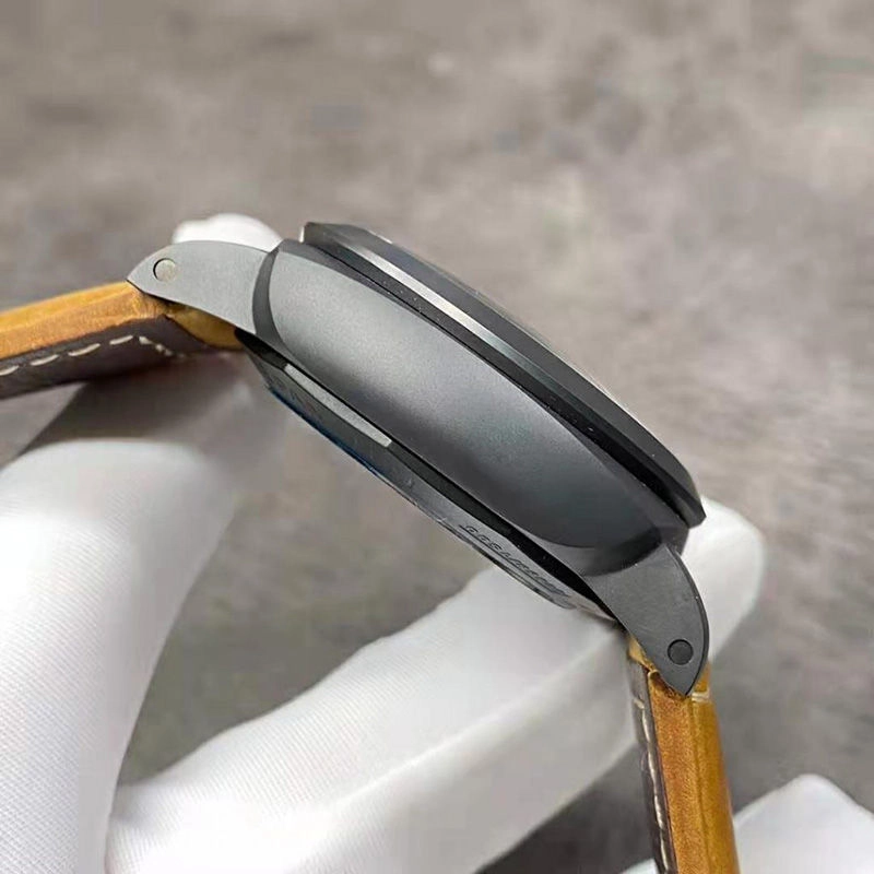 Реплика часов Panerai Luminor GMT PAM441