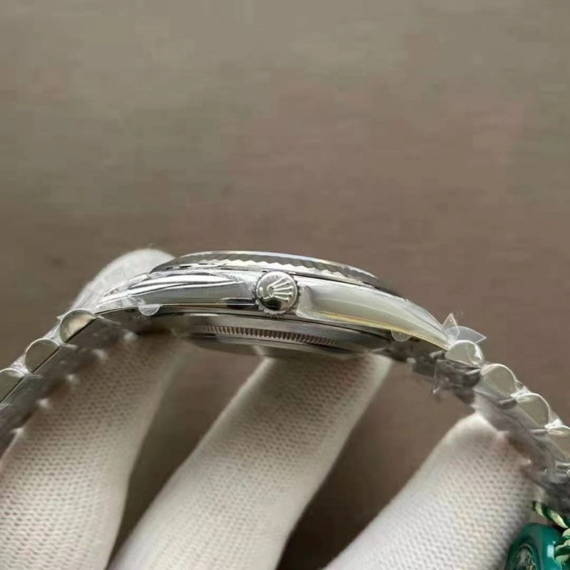 Реплика часов Rolex Datejust Blue Jubilee Реплика часов Rolex Datejust Blue Jubilee