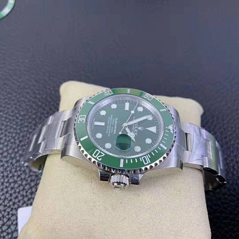 Реплика часов Rolex Submariner 116610LV от VS