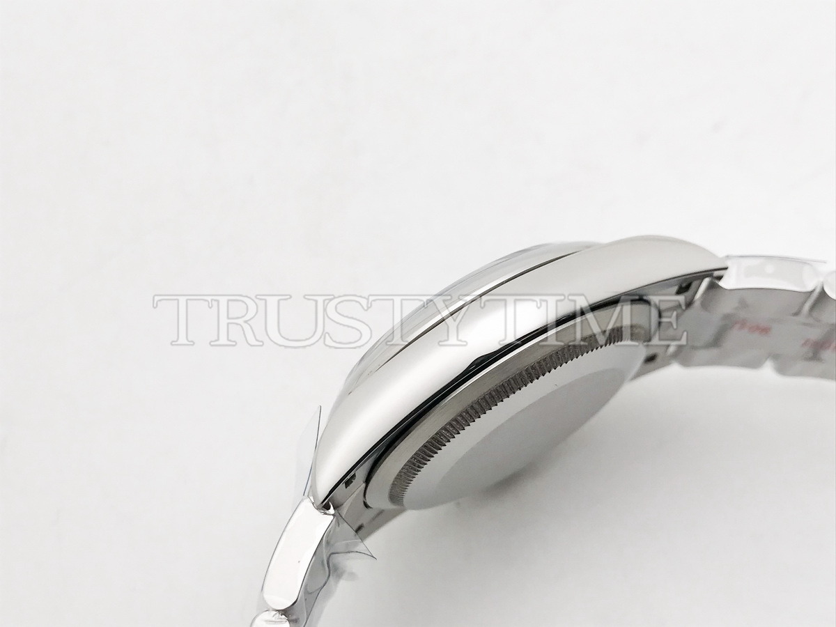 Копия часов Rolex Oyster Perpetual 36mm 126000-0015 Арт.RX-3528