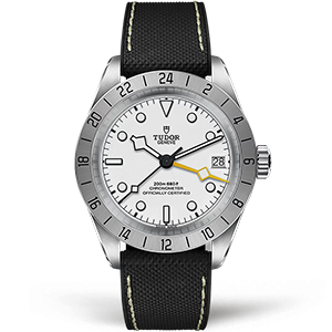 Копия часов Tudor Heritage Black Bay Pro GMT 39mm M79470-0006