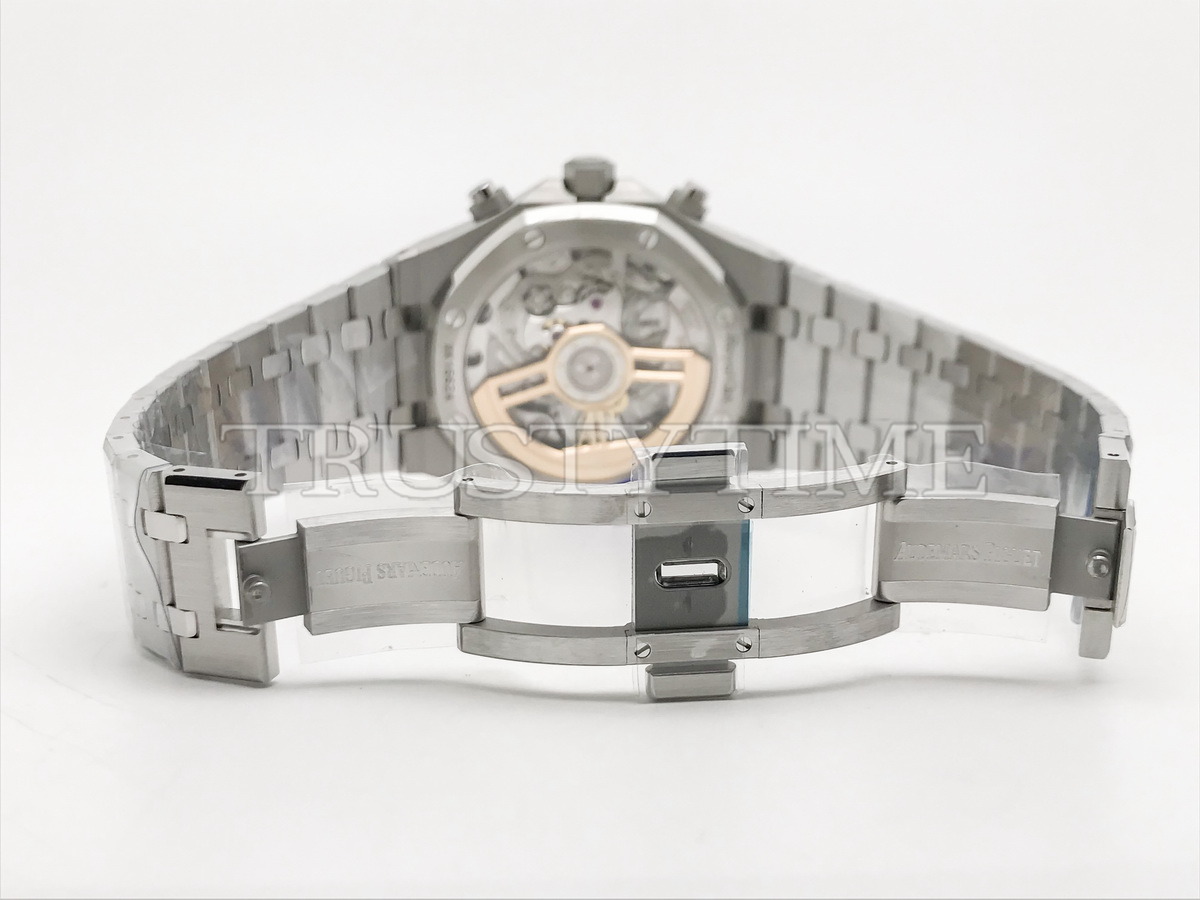 Копия часов Audemars Piguet Royal Oak Selfwinding Chronograph 26240ST.OO.1320ST.06 Арт.AP-1186