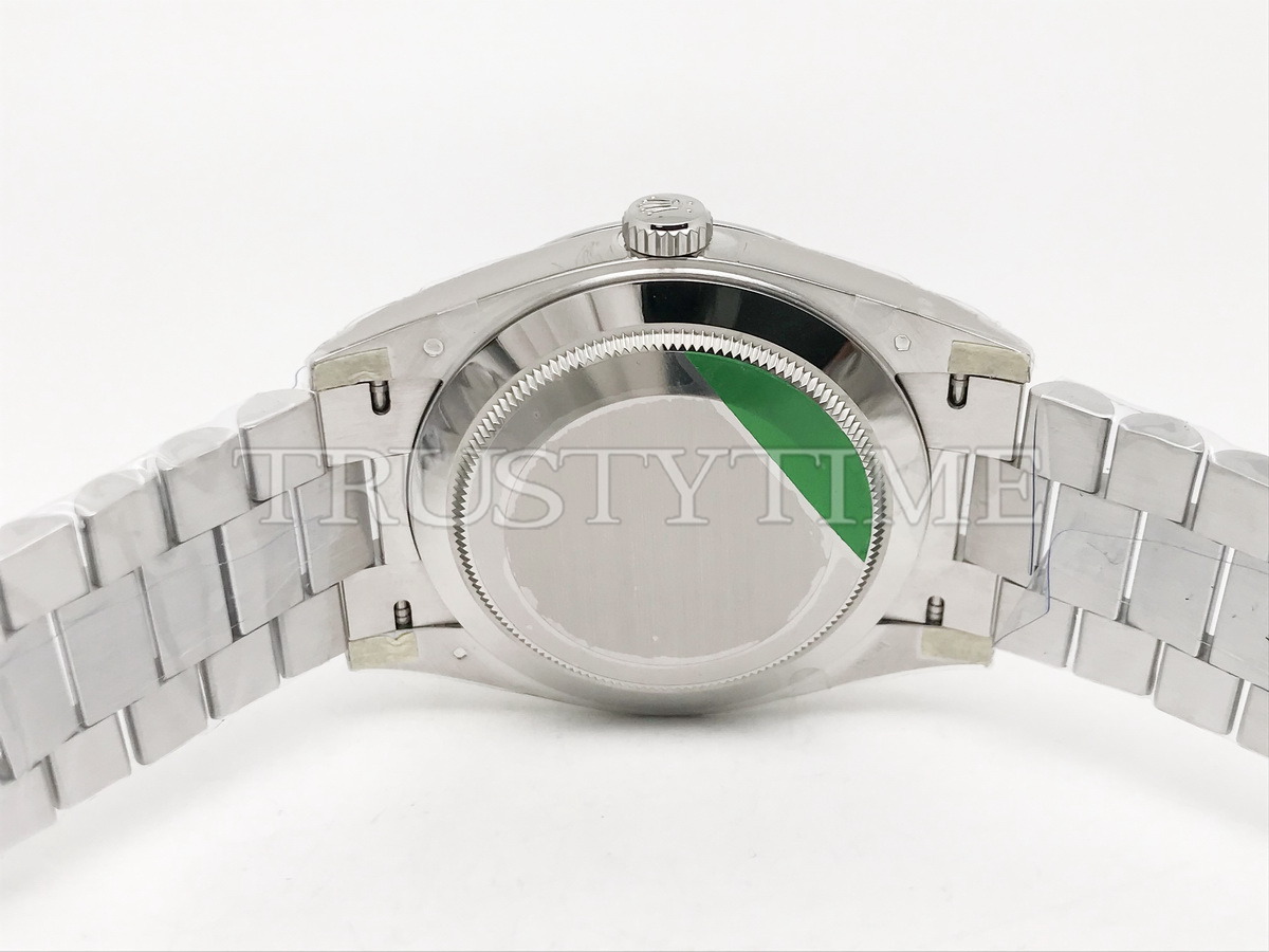 Копия часов Rolex Day-Date 40mm 228239-0078