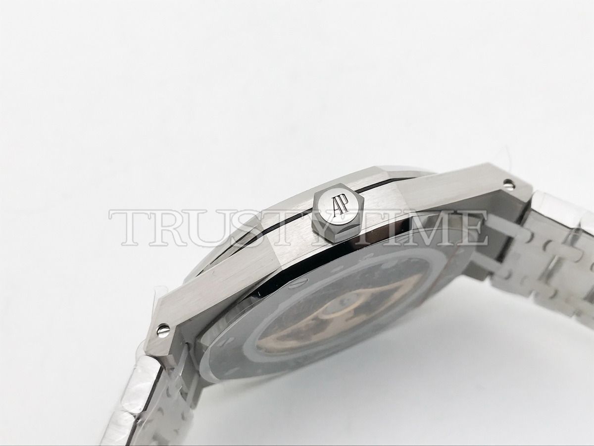 Копия часов Audemars Piguet Royal Oak Frosted Double Balance Wheel 15407BC.GG.1224BC.01 Арт.AP-1191