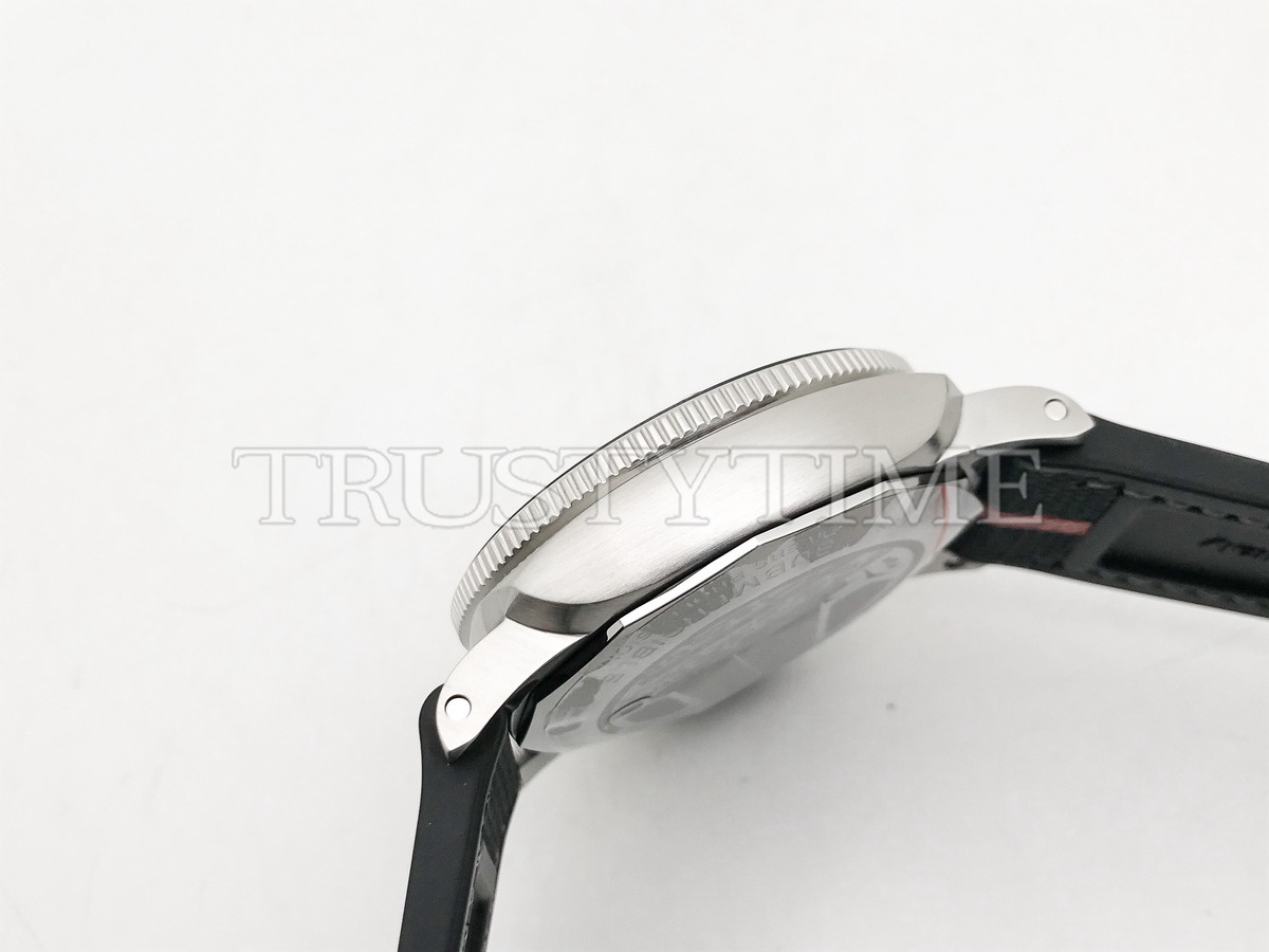 Копия часов Panerai Submersible QuarantaQuattro Luna Rossa 44mm PAM01681 Арт.PN-0926