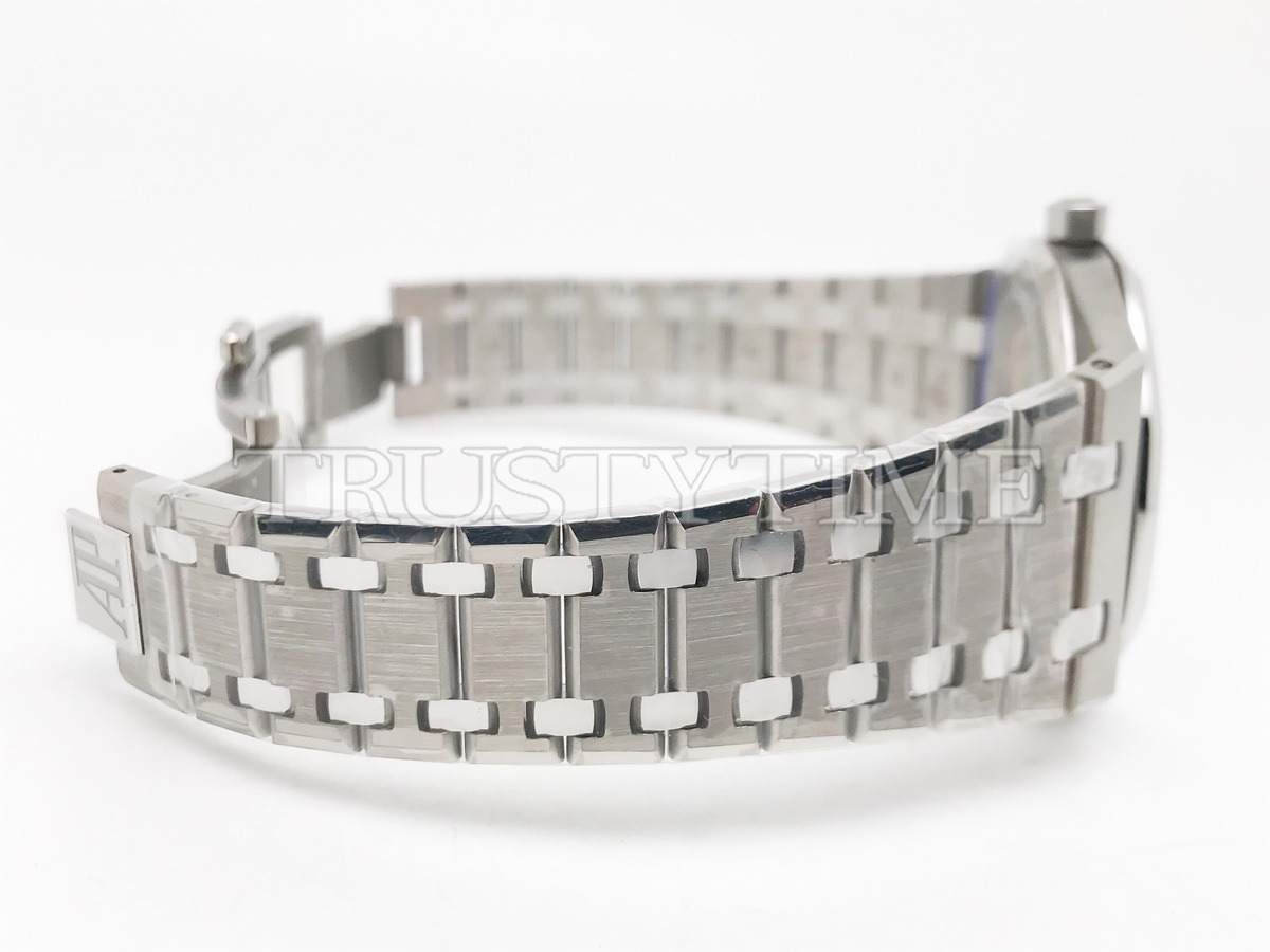 Копия часов Audemars Piguet Royal Oak Jumbo Extra-Thin Titanium 16202XT.OO.1240XT.01 Арт.AP-1207