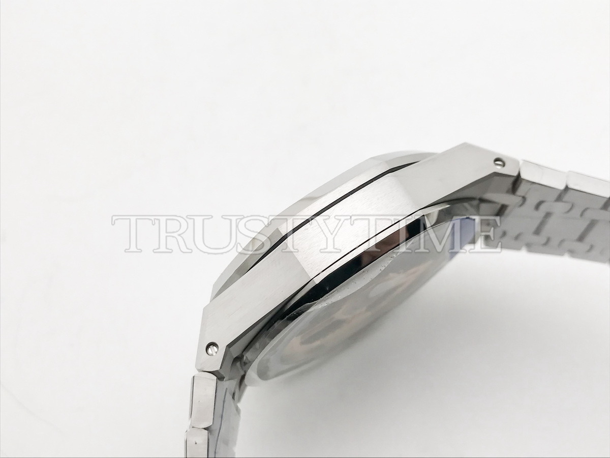 Копия часов Audemars Piguet Royal Oak Selfwinding Chronograph 26240ST.OO.1320ST.08 Арт.AP-1188