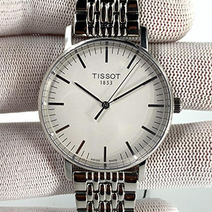 Tissot Tradition Quartz