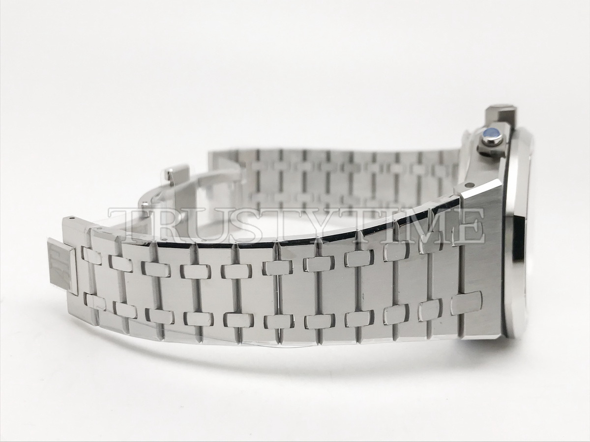 Копия часов Audemars Piguet Royal Oak Selfwinding Chronograph 26240ST.OO.1320ST.06 Арт.AP-1186