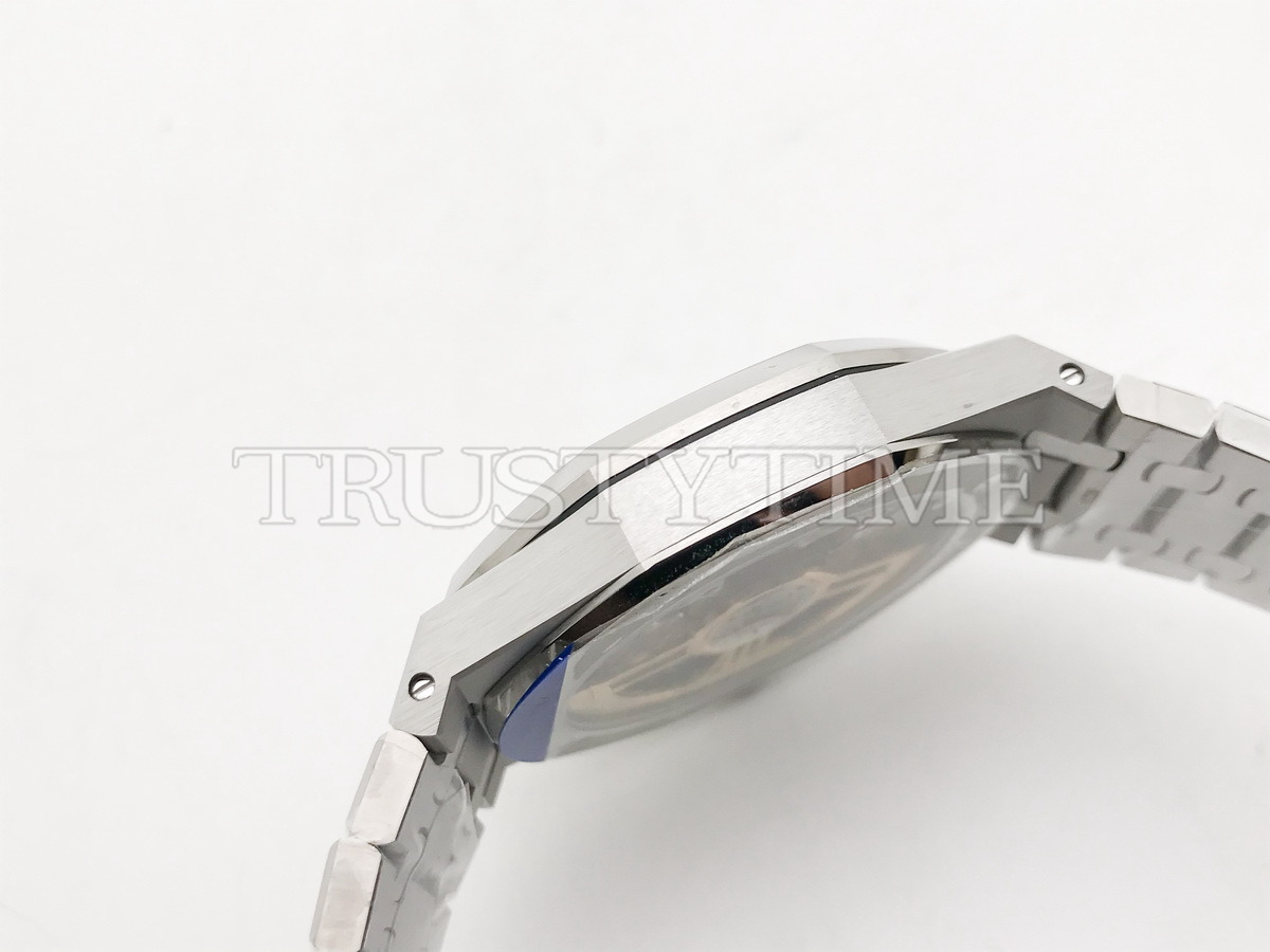 Копия часов Audemars Piguet Royal Oak Selfwinding 15510ST.OO.1320ST.06 Арт.AP-1218