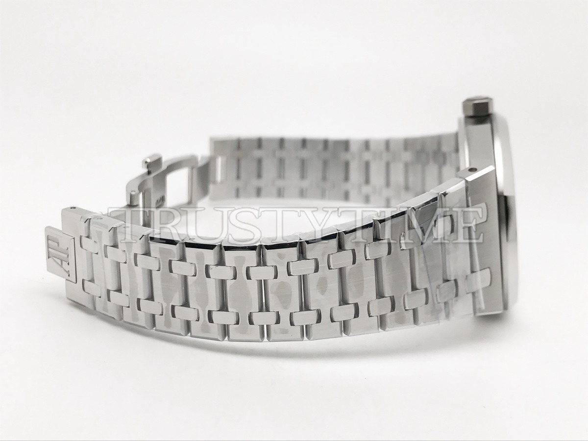 Копия часов Audemars Piguet Royal Oak Double Balance Wheel 15407ST.OO.1220ST.01